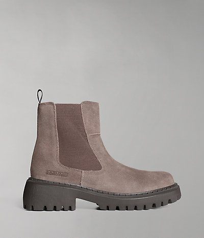 Berry Chelsea Suede Boots-